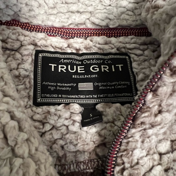 True Grit Sherpa 1/4 Zip Pullover - Picture 2 of 5
